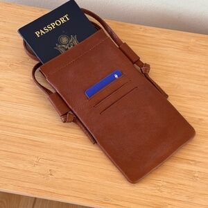 Madewell The Smartphone Crossbody Bag Brown Leather Slim Three Card Slots